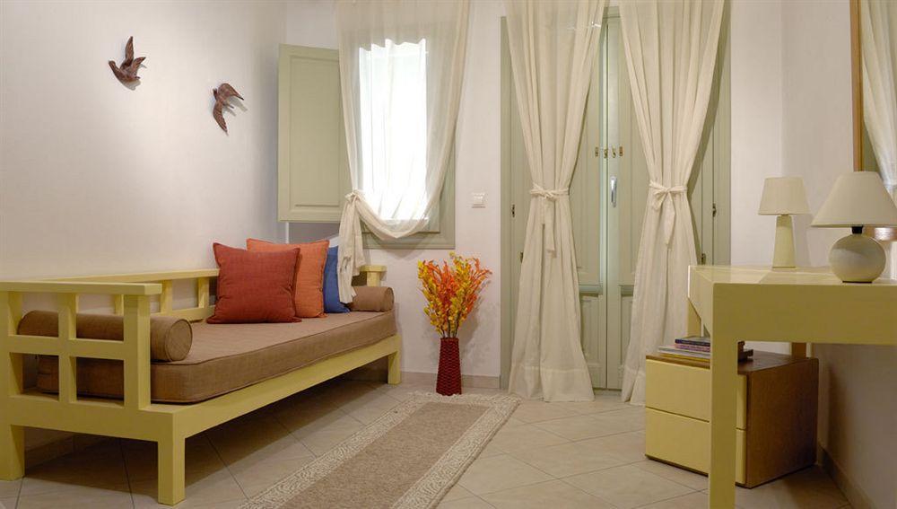 Irida - Santorini 4* Imerovígli