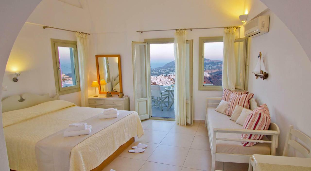 Irida - Santorini Imerovígli